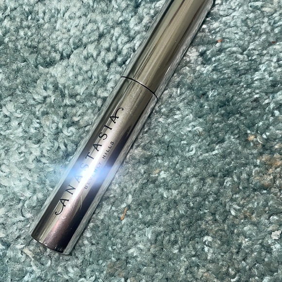 2/$20 ❗️ Full Size Anastasia Beverly Hills clear brow gel (with mesh bla… - Picture 3 of 6